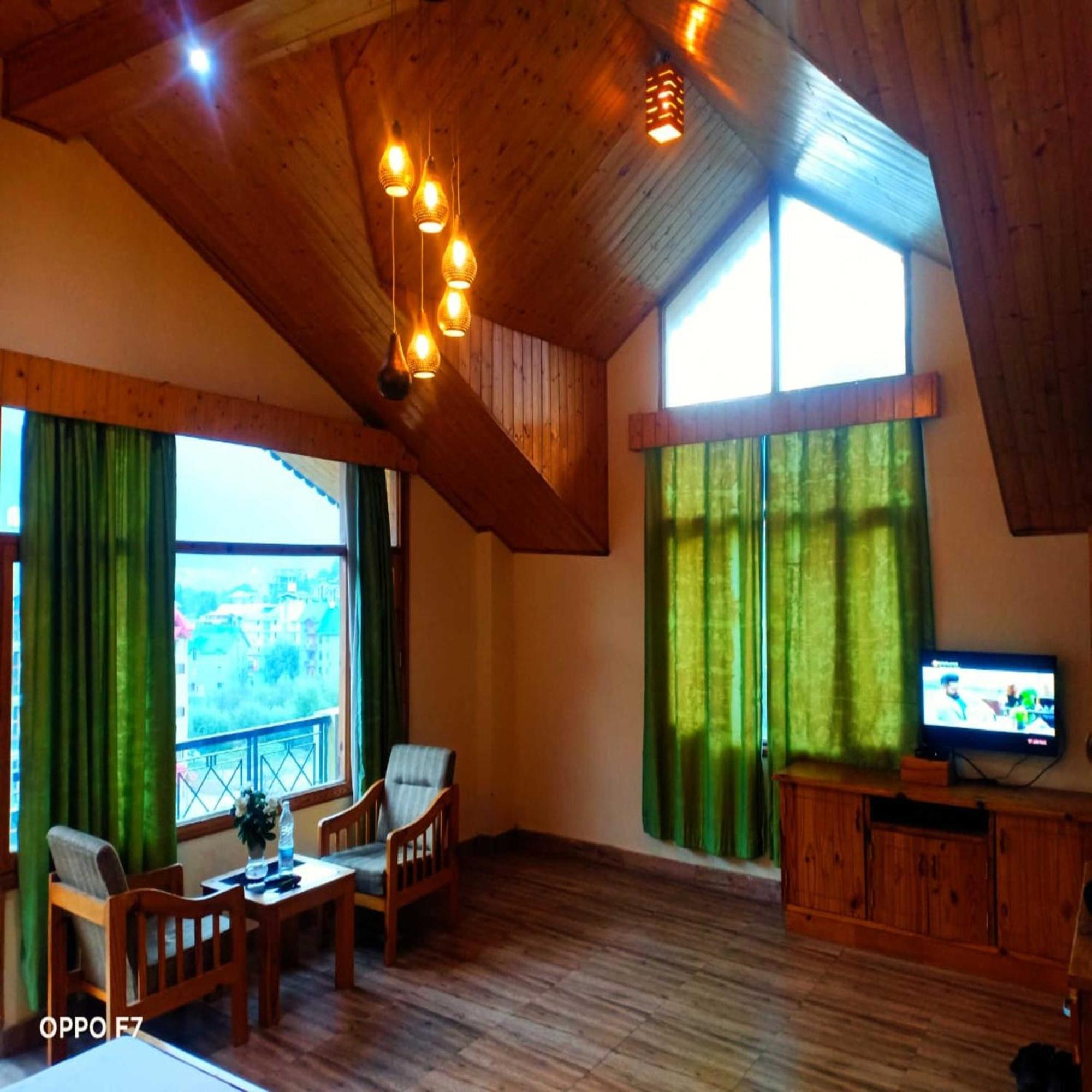 Hotel Jamla Inn Manali  Ngoại thất bức ảnh