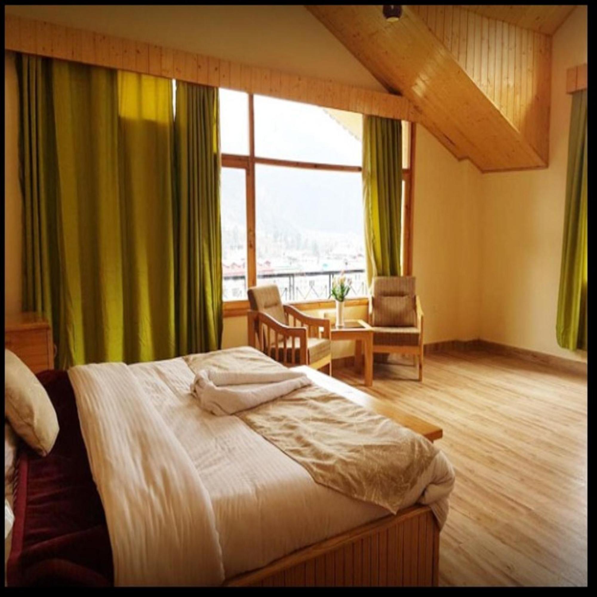 Hotel Jamla Inn Manali  Ngoại thất bức ảnh