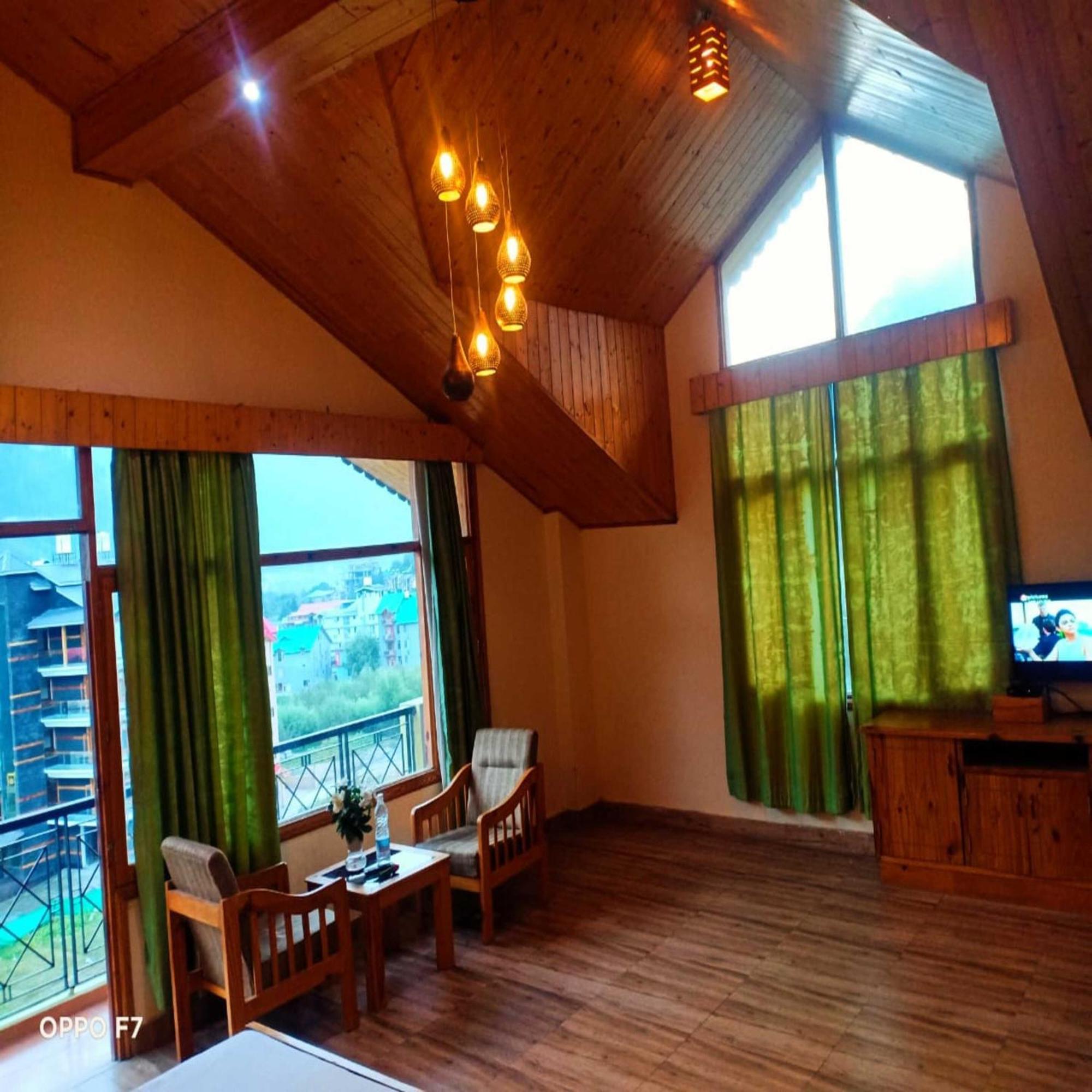 Hotel Jamla Inn Manali  Ngoại thất bức ảnh