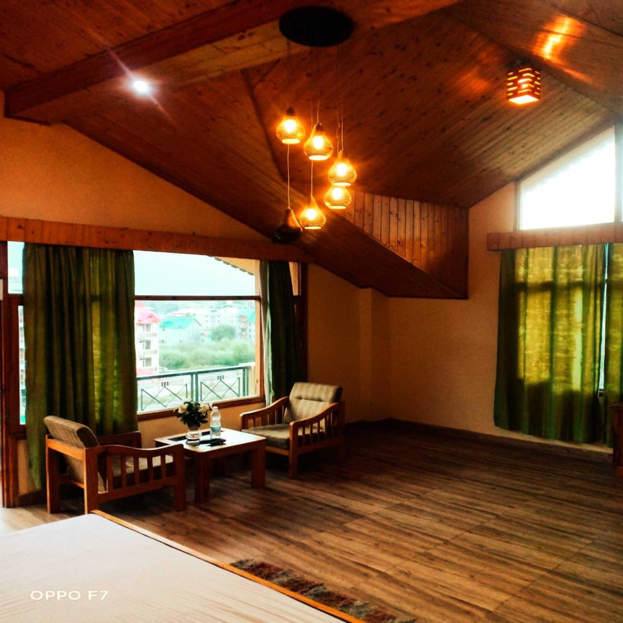 Hotel Jamla Inn Manali  Ngoại thất bức ảnh