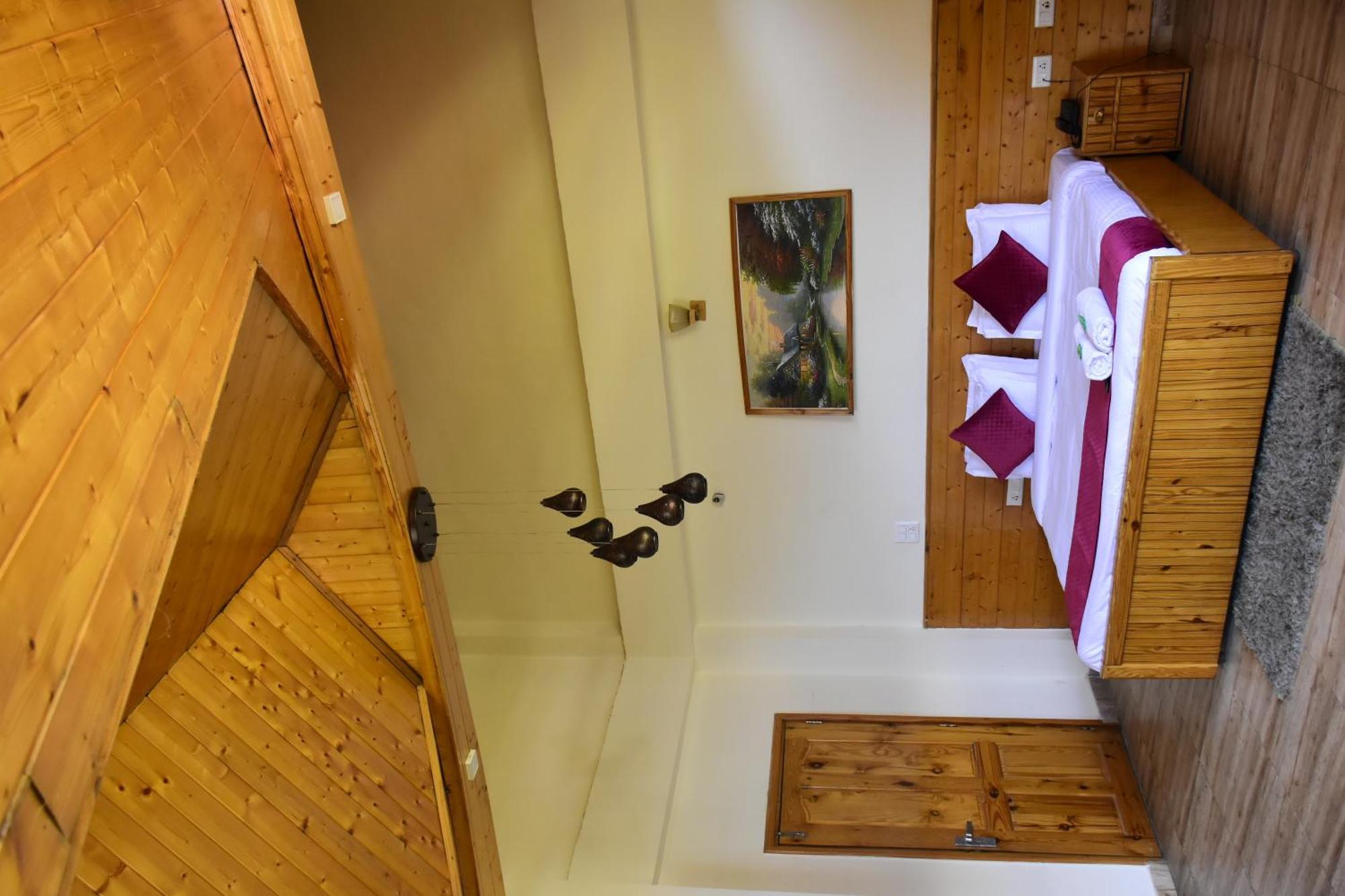 Hotel Jamla Inn Manali  Ngoại thất bức ảnh